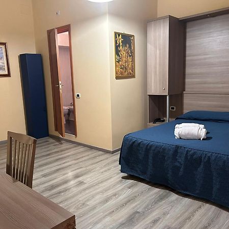 Accommodation Corallo โรม ภายนอก รูปภาพ