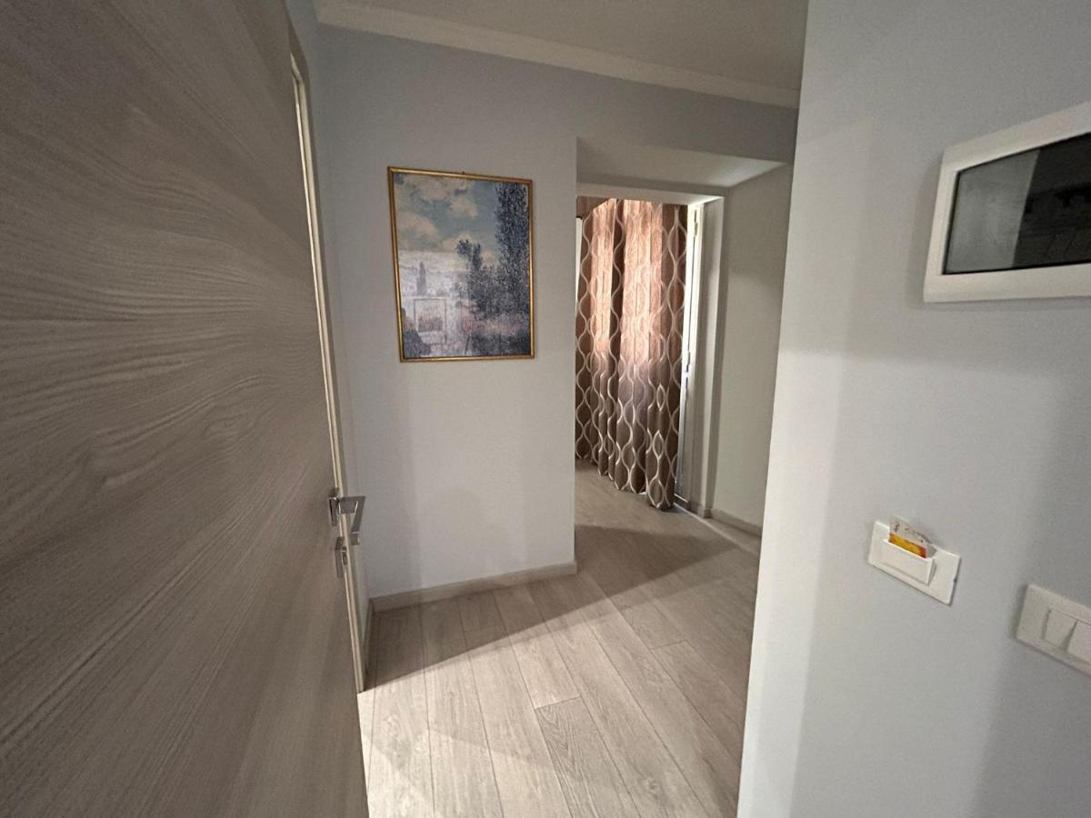 Accommodation Corallo โรม ภายนอก รูปภาพ