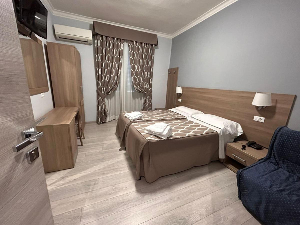 Accommodation Corallo โรม ภายนอก รูปภาพ