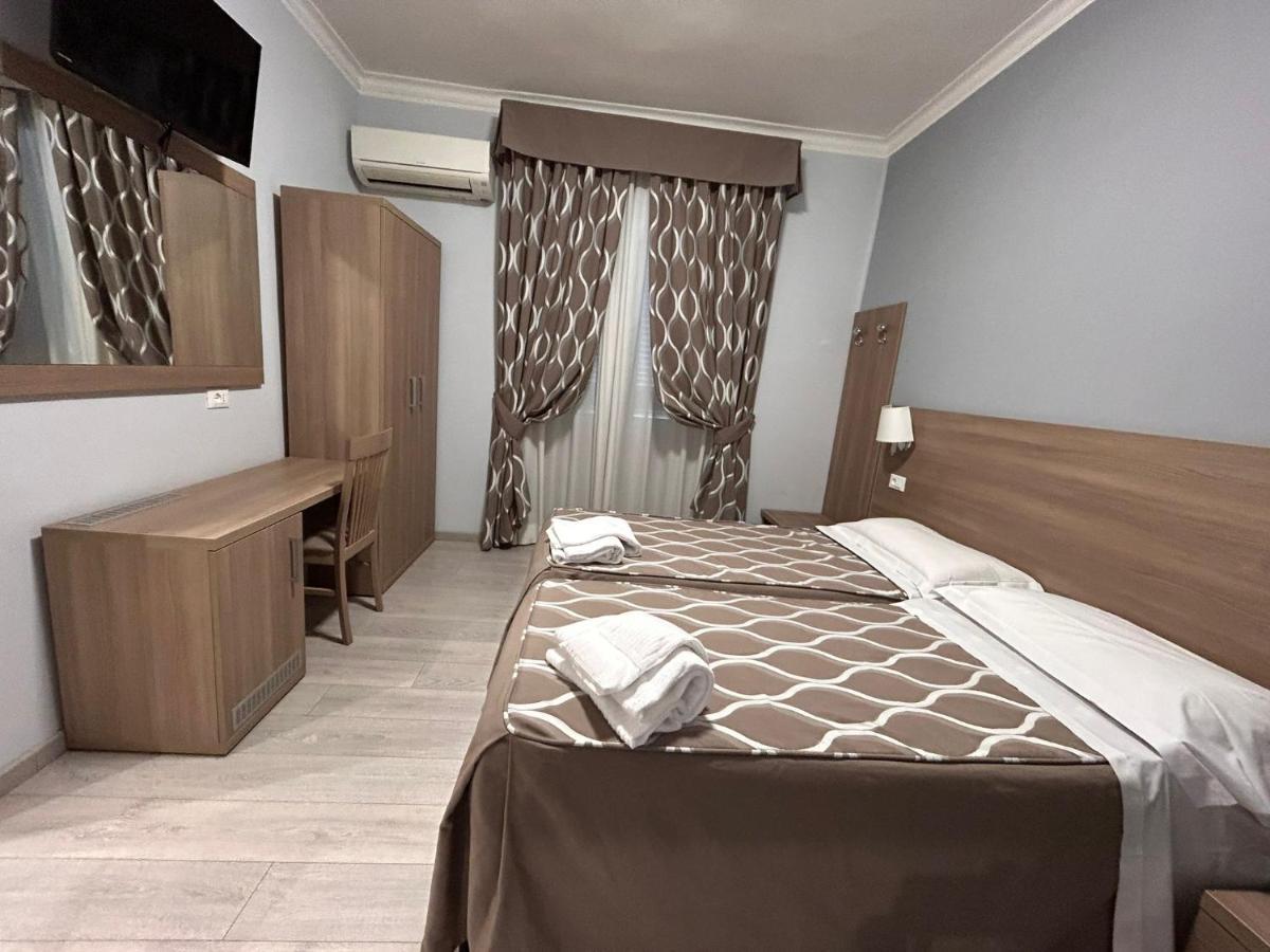 Accommodation Corallo โรม ภายนอก รูปภาพ