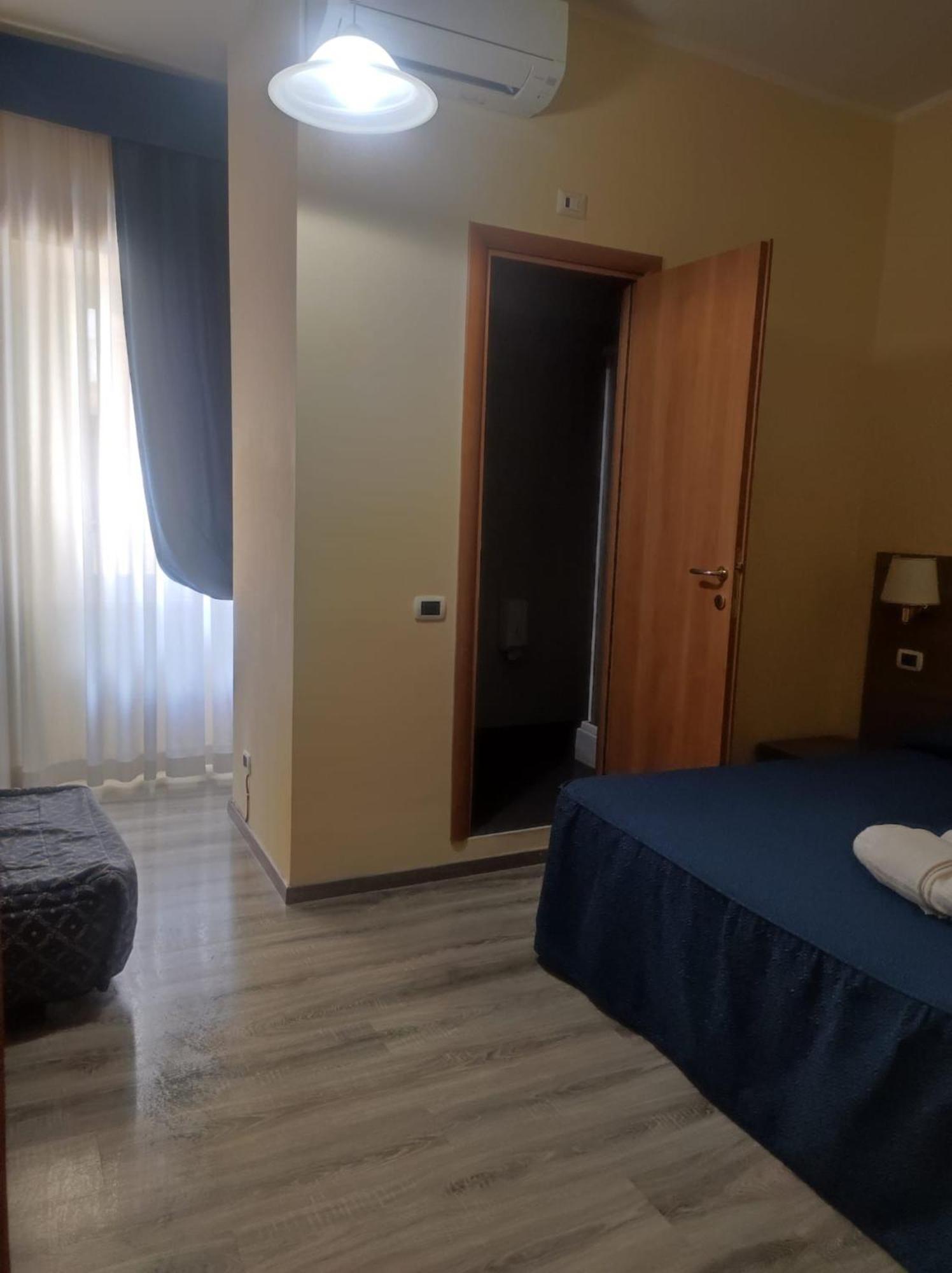 Accommodation Corallo โรม ภายนอก รูปภาพ